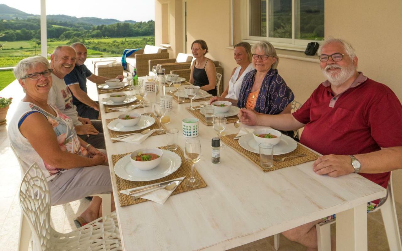 Villa Les Terrasses De Cascavelle Blauvac Esterno foto